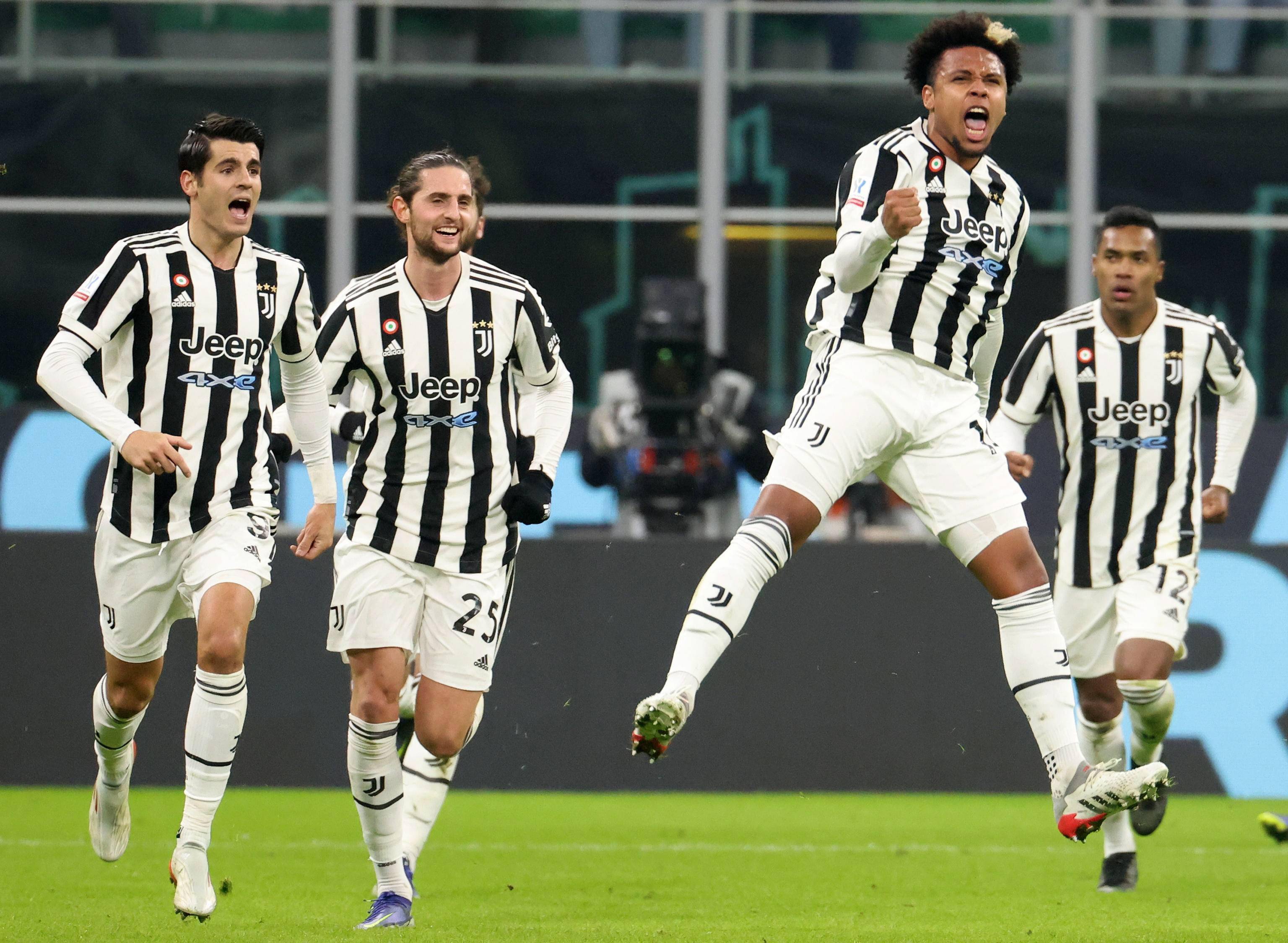 AG、KSG赛前预测：刺痛瓶子等15人支持红队，仅YTG落幕一人力挺